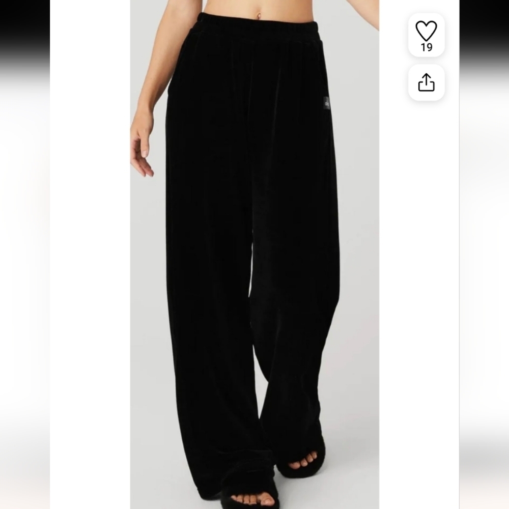 Alo Yoga Chenille High-Waist Wide Leg Chalet Pant